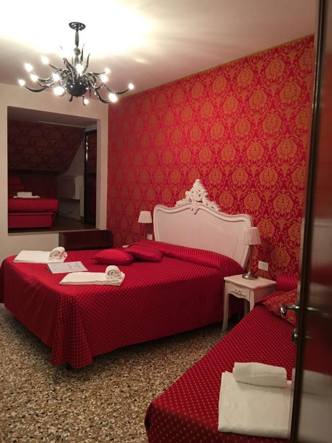 Casa Dolce Hotel Venice Bilik gambar